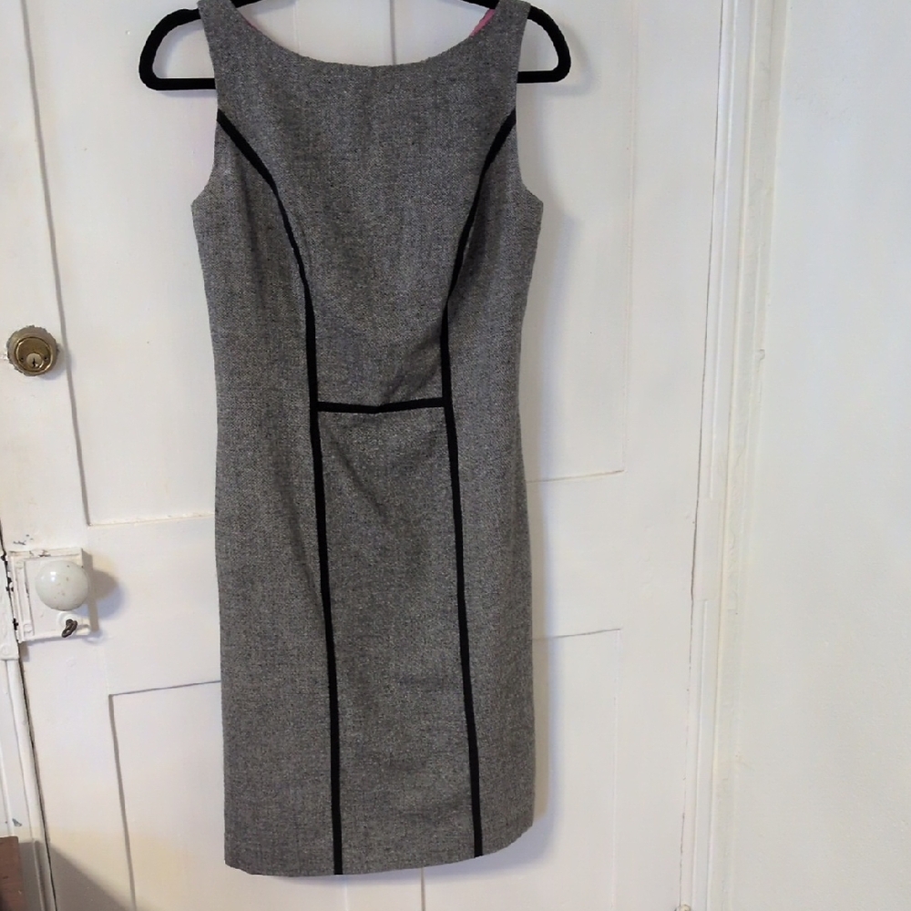 Isaac Mizrahi Gray and Black Midi Dress